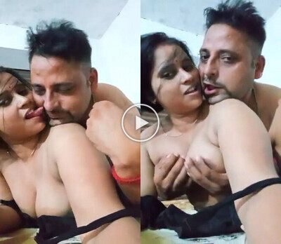 india-xxxx-video-very-horny-sexy-couple-having-viral-mms.jpg