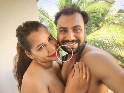 indian-naked-video-hd-horny-sexy-couple-having-viral-mms-HD.jpg