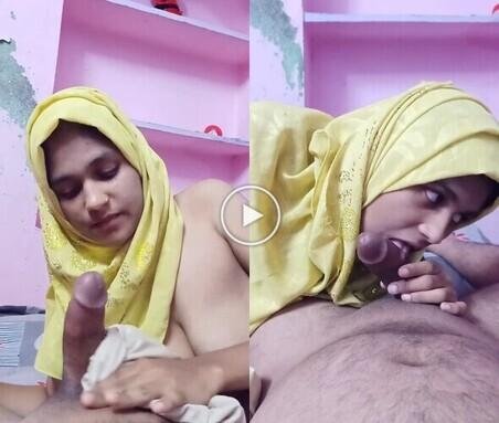 Hijabi-Muslim-hot-sexy-bhabhi-xnxx-suck-bf-big-dick-HD.jpg