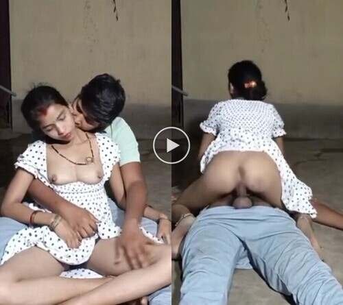 Desi-beautiful-horny-desi-bhabi-porn-blowjob-fuck-bf.jpg