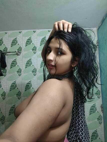 Bangladeshi-muslim-hottest-figured-babe-desi-mms-new-nude.jpg