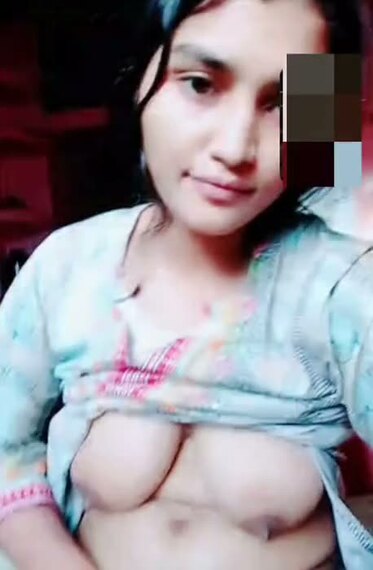 Pak-beautiful-village-muslim-babe-www-xnxx-com-pak-nude-mms.jpg