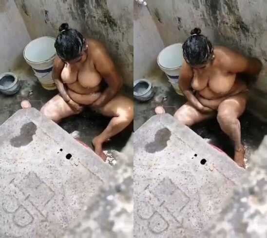 village-bbw-desibhabiboobs-Bathing-Secretly-Recorded-mms.jpg